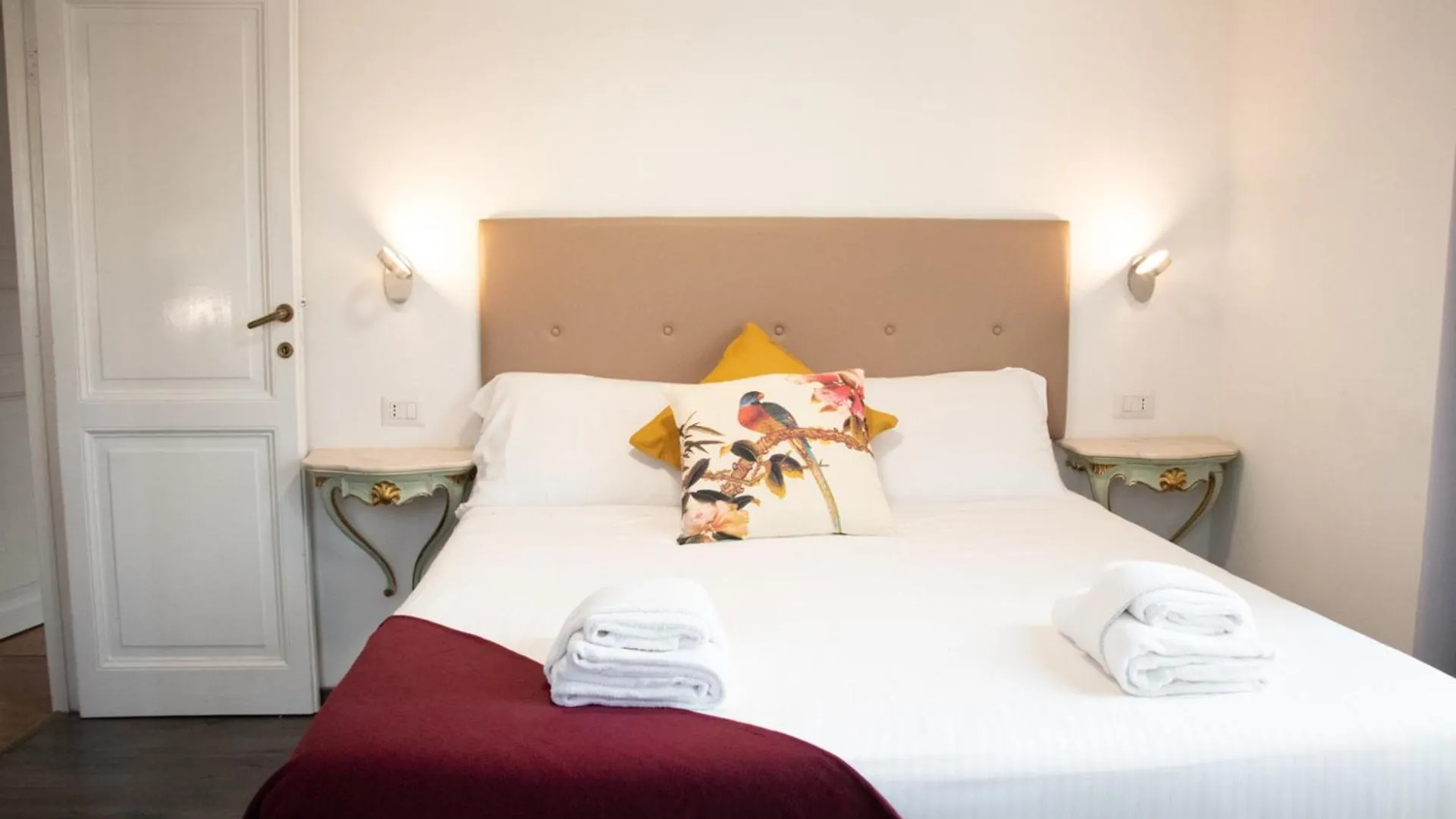 The Best Rent - Spacious Multi-Room Apartment On Via Cavour 罗马 0*,  意大利