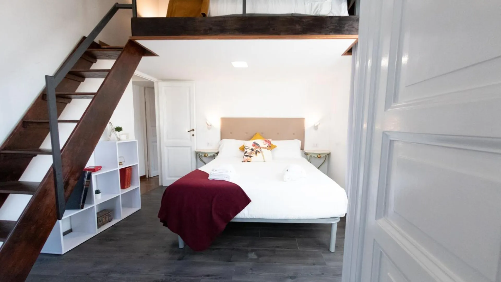 The Best Rent - Spacious Multi-Room Apartment On Via Cavour 罗马