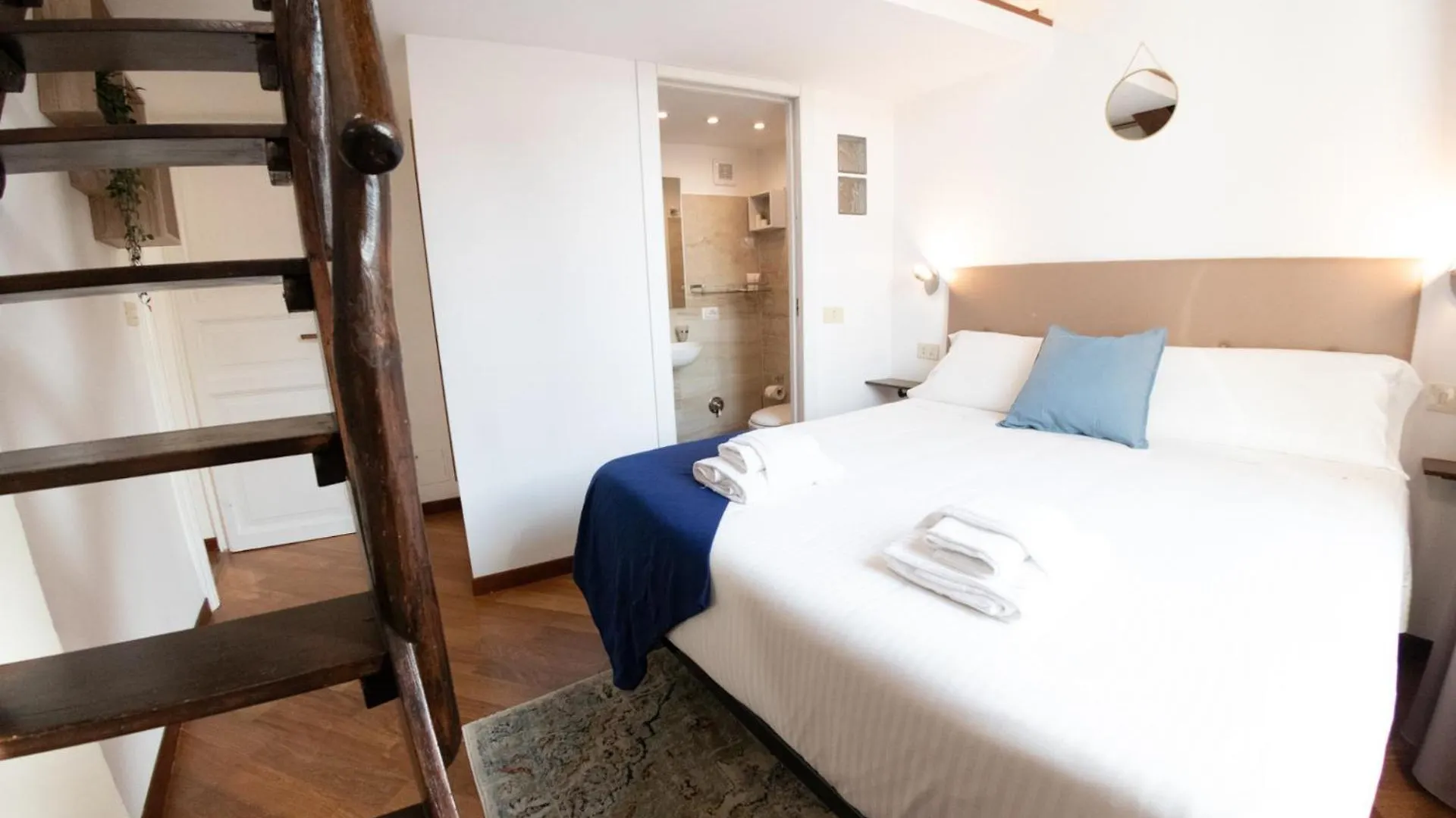 The Best Rent - Spacious Multi-Room Apartment On Via Cavour 罗马
