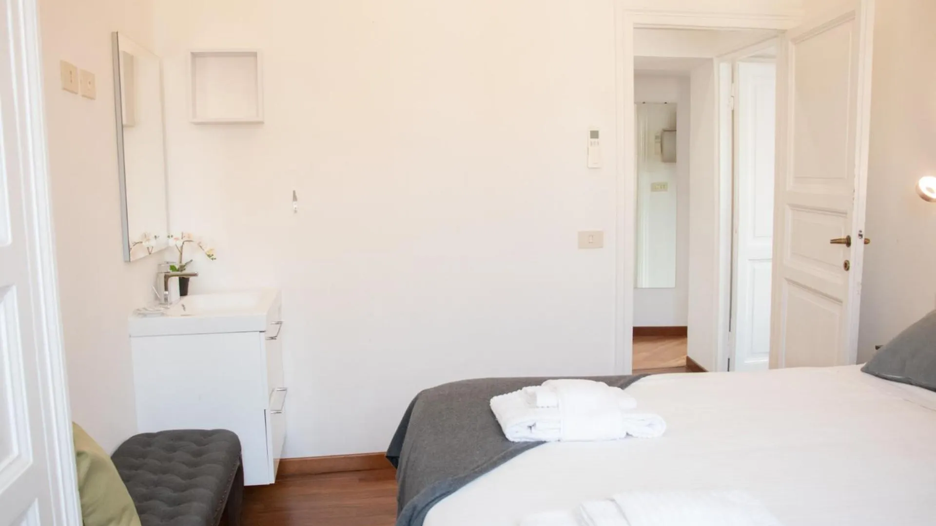 The Best Rent - Spacious Multi-Room Apartment On Via Cavour 罗马